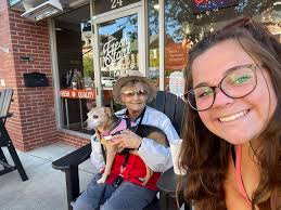 Awesome interview with Mia! Stevie is Peechless