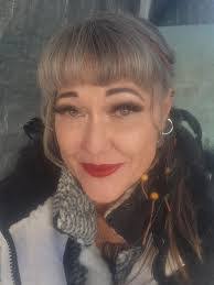 Alicia Bunting's Instagram, Twitter & Facebook