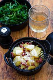 Tartiflette A La Cancoillotte Amandine Cooking Tartiflette Recettes De Cuisine Cancoillotte