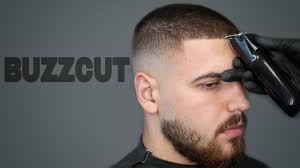 Wir bieten über 50 ideen für boxerschnitt mit übergang und strich, die sie inspirieren sollen. Buzzcut Tutorial Fade Mit Nur Einen Clipper Guard Cerkin Barber Youtube