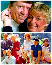The two real reasons why boys loved watching “Gilligan's Island”!