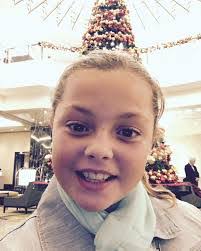 Jade Hale's Instagram, Twitter & Facebook