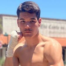 Micky Scala vs. Luis Caraballo, Rockin' Fights 49