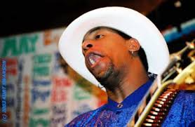 CHICO BANKS Photo Gallery by SOULFUL IMPRESSIONS at pbase.com