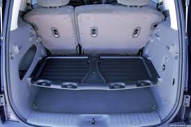 Chrysler Bids Farewell To Iconic Pt Cruiser Last Model Rolls Off Assembly Line In Mexico Carscoops Chrysler Pt Cruiser Cruiser Car Cruisers