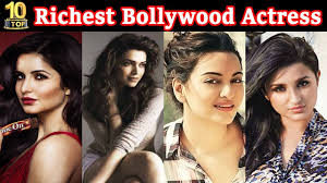 Top 10 Richest Bollywood Actress 2018 Richest Bollywood Actress Mr Top 10 Youtube Deepika is one of the richest actress in bollywood.