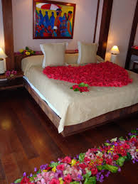 If your perfect date night is a trip to the cinema or an evening on the couch with netflix, these ideas will add an extra dash of personality to your big day. Romantic Room Room Decoration Ideas For First Wedding Night Novocom Top