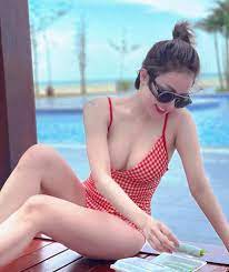 Ngọc hoàng quốc khánh cách đây không lâu, anh thư, cô gái từng xuất hiện chớp nhoáng trong về nhà đi con gây xôn xao cộng đồng mạng khi lộ clip 18+. Mzon1xuq31kzhm