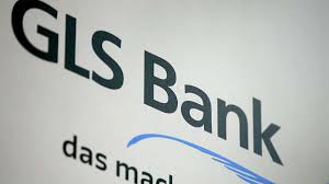 The gls bank eg (gemeinschaftsbank für leihen und schenken) is a cooperative bank, member of the federal association of german cooperative banks (bvr) and its protection scheme.the bank's headquarters is located in bochum, offices are in munich, hamburg, frankfurt, stuttgart, freiburg, and berlin. Geldanlage Mit Gutem Gewissen Aufwind Fur Alternativbanken Wirtschaft