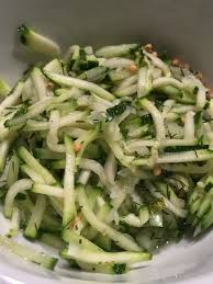 Zucchinisalat Rezept Mit Bildern Zucchinisalat Lebensmittel Essen Zucchini Pasta Rezepte