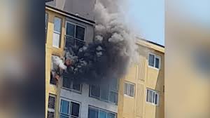 The fire originates in the blower motor and resistor section of the hvac box. Video Air Conditioner In Outdoor Air Apartment Fire In Gangseo Gu Busan Teller Report