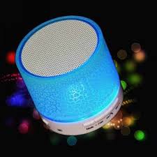 Hal tersebut tentu membuatnya lebih berat, namun sekaligus memiliki ketahanan. Mini Speaker Bluetooth Review Produk Rating Terbaik Juni 2021 Blibli Com