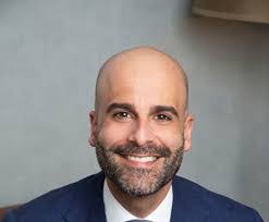 Mike Andolina's Instagram, Twitter & Facebook