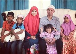 Suliza salam untuk sekali lagi 1986 suliza salam datin. Thread By Jefriaduba Ini Ialah 69 Trivia Perkahwinan Selebriti Tempatan1 Majlis Persandingan Siti Nurhaliza Merupakan