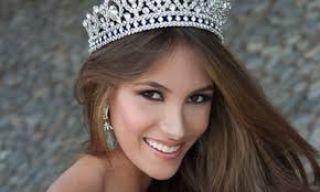 Hoa hậu Venezuela thử nghiệm dịch vụ làm đẹp Việt