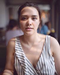 Nhan sắc lai Tây hút hồn của con gái 'nữ thần gợi cảm gốc Việt' Chung Lệ Đề