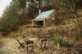 Pin By Dezeen On Architecture Wooden Hut Timber Cabin House In The Woods
