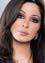 صور الفنانة إليسا حلوه Arab Beauty Beautiful Face Beauty Face