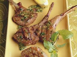 Lammkoteletts Mit Minzsauce Rezept Minzsauce Lammkotelett Rezepte