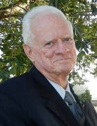 Robin Brewington's Instagram, Twitter & Facebook