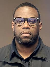 Sonya Overton's Instagram, Twitter & Facebook