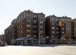Housed in the beautifully preserved pittsburgh & lake erie railroad station, the grand concourse restaurant at station square is a true testament of grandeur and elegant dining. 2940 Grand Concourse Bronx Ny 10458 Apartments Bronx Ny Apartments Com