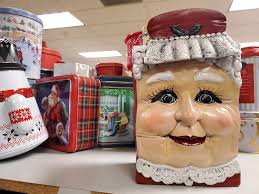 Lost small white shopping bag at holiday fair