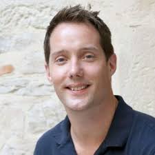 A 38 ans, thomas pesquet est le dixième et le plus jeune astronaute français sélectionné pour une mission de 180 jours dans la station spatiale internationale. Thomas Pesquet Biographie News Photos Et Videos Tele Loisirs