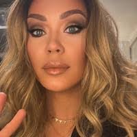 Lisa Ratcliffe's Instagram, Twitter & Facebook