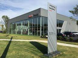 Audi Dealership Devon Pa Audi Dealership Car Yard Car Showroom
