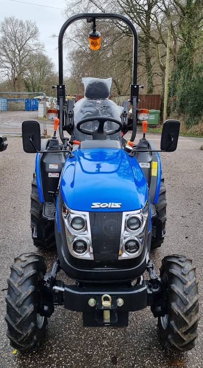 Solis S 26 Shuttle XL (9+9) – E Bowden & Sons