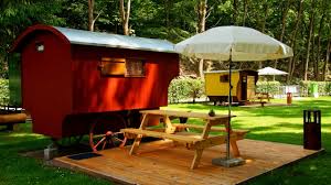 Ein holzwagen für alle fälle: Unser Hotel Schaferwagen Hotel Wildberg