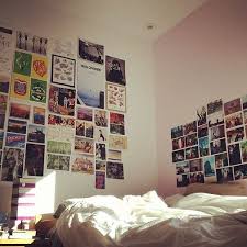 Teens have unique ideas of what they consider as cool bedrooms. teen bedroom themes reflect things such as their personalities, aspirations, and ideas. 15 Cool College Bedroom Ideas Homemydesign College Dorm Pictures Dorm Pictures Dorm Wall Decor