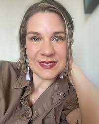 Daniel Seifried's Instagram, Twitter & Facebook