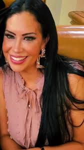 Tus letras y ser estan en mi tatuaje. Dando te la mejor version de mi.  Jamas podre olvidar te 💋🥰😘🤗 Musica de mi persona favorita. Escuchen los  en la unica estacion fm en Miami. @elpatron105.5fm eb ...