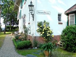 Die wald wohnung strand verfügt über einen balkon und gartenblick. Das Strandhaus Boltenhagen