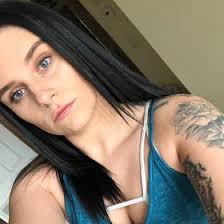 Erica Kellogg's Instagram, Twitter & Facebook