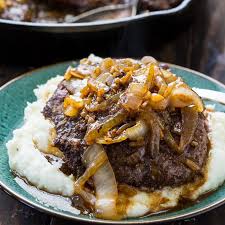 Cubed Steak With Onion Gravy Spicy Southern Kitchen Recipe Cube Steak Recipes Cube Steak Food