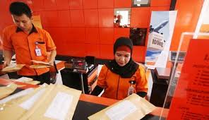 Letech minulého století je zasazen do opravdu romantického a jedinečného prostředí v podhradí hradu loket. Lowongan Kerja Frontliner Pt Pos Indonesia Kantor Pos Cabang Rangkasbitung Info Loker Serang