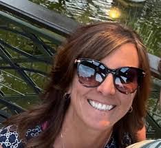 Caitlin Buckingham's Instagram, Twitter & Facebook