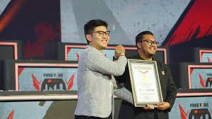 Diamonds free fire relatif murah meskipun banyak juga player yang tidak bisa membeli nya alias player gratisan sama seperti admin, banyak cara untuk mendapatkan bantuan server negara lain, oke langsung saja di bawah ini merupakan kumpulan kode radeem indonesia master bulan maret 2019. The Champion Of Ffim 2019 Season 2 Dranix Esports Represents Indonesia In The Free Fire World Series 2019 Tournament Dunia Games
