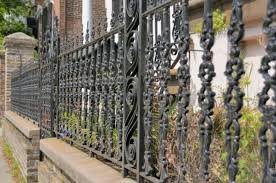 Unik tren model desain pagar rumah minimalis modern mewah terbaru. Unik Inilah 7 Desain Pagar Yang Pas Buat Rumah Kekinian Kumparan Com