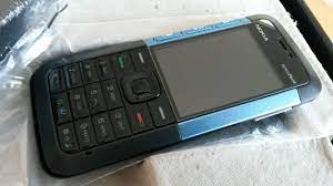 Nokia 5310 XpressMusic in Blau oder Rot
