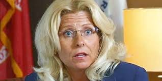 Despite 40 deaths, VA chief 'still