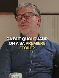 LES CHEFS A TABLE_EP25_TIK TOK 06 etoileIl se souvient du moment où il a  décroché sa première étoile ⭐ Un choc, une émotion, un tournant.  #LesChefsSeMettentATable #Dégustation #ParisFood #FineDining ...