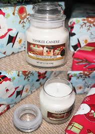 Christmas Candle Top Pick Yankee Candle Christmas Cupcake Yankee Candle Christmas Candles Candle Tops