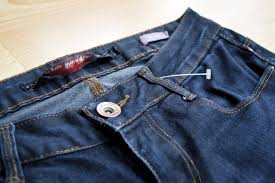 Get the best deals on can you wash jeans with colors and save up to 70% off at poshmark now! How To Set The Color In Jeans When You Love The Dark Color Of A New Pair Of Jeans You Might Be Afraid To Wash Them For F Denim Dye Jeans