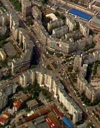 Situat intre piata delfinului si morarilor, spatiul are intrare separata. Intersectia Pantelimon Delfinului Cu Bulevardul Chisinau Vazut De Sus Mapio Net