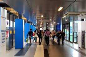 The station was opened on june 1, 1999, as part of the line's second segment encompassing 12 stations between kelana jaya. Kl Sentral Monorail Station Klia2 Info