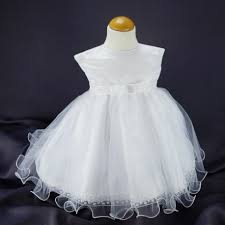 Vous avez besoin d'une jolie robe de baptême ou d'un costume de mariage pour bébé mais pas cher ! Robe Princesse Ceremonie Bapteme Blanche Bebe Fille Tulle Pailletee